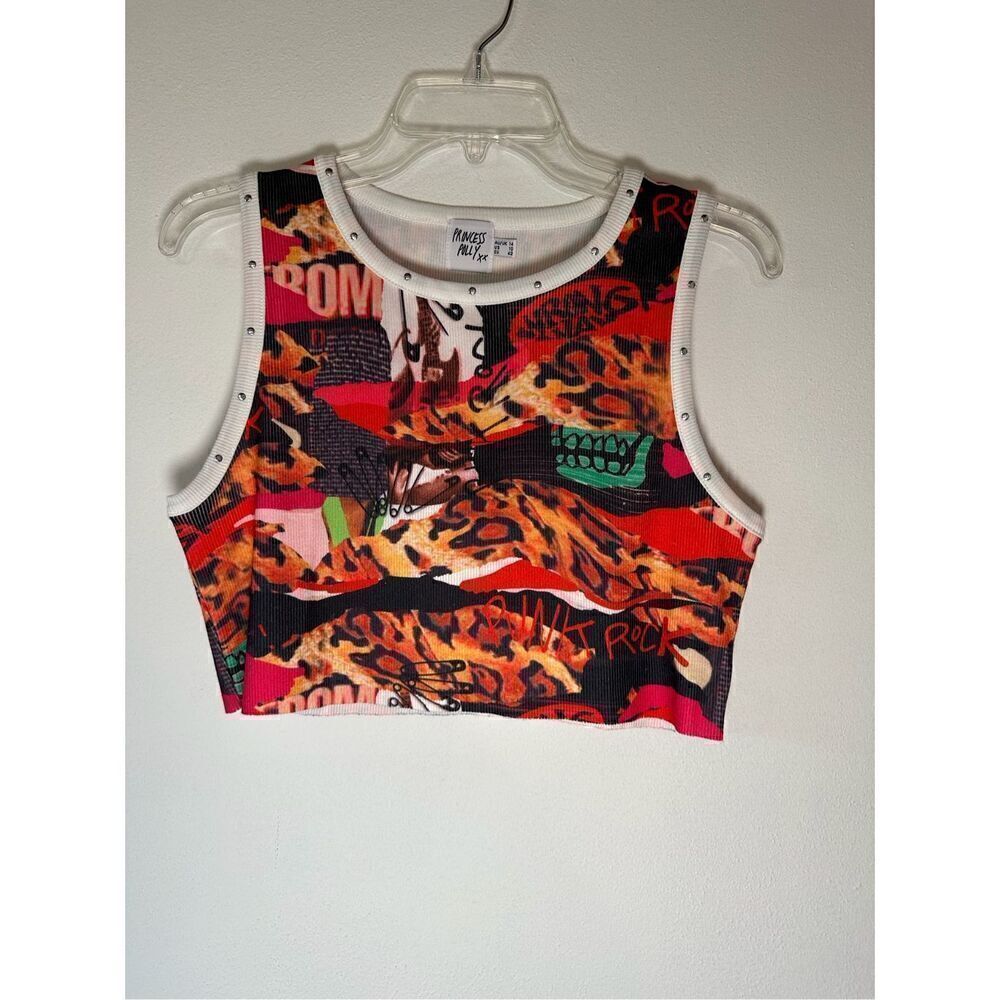 Princess Polly women’s cropped graphic tank top, size 10.  #44-1345